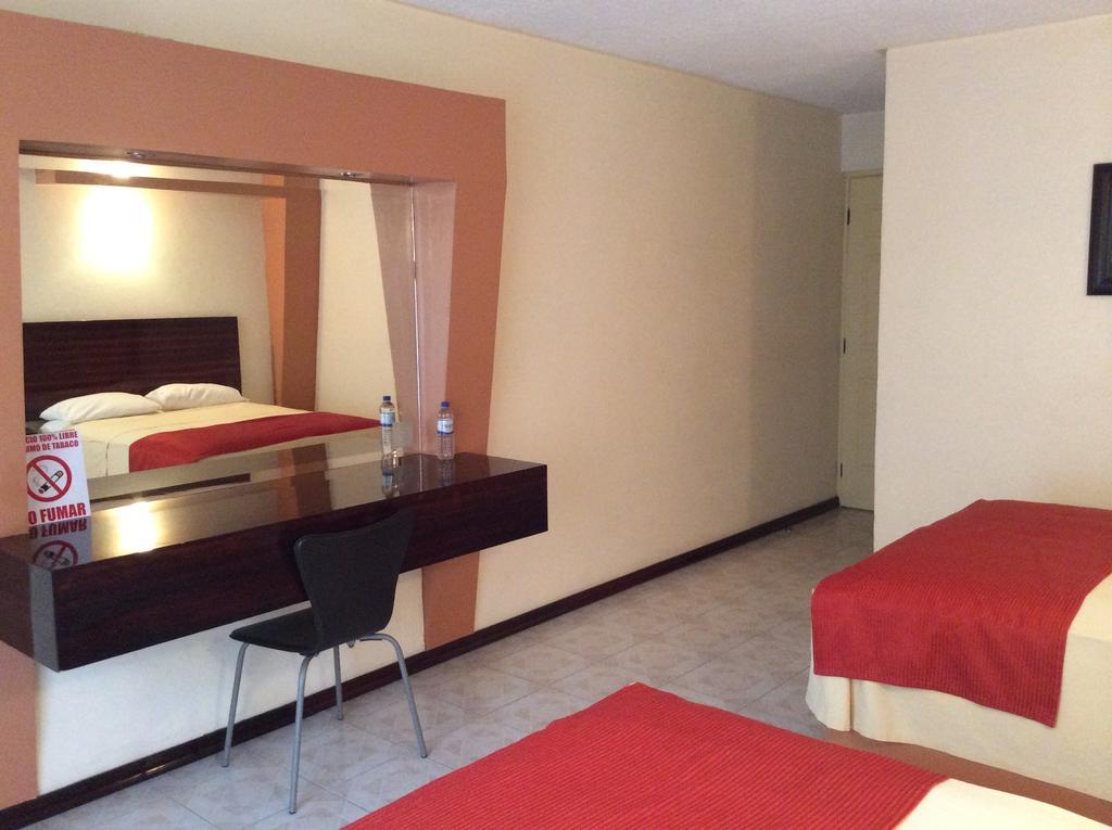 Hotel La Media Luna Inn Huejutla de Reyes Chambre photo